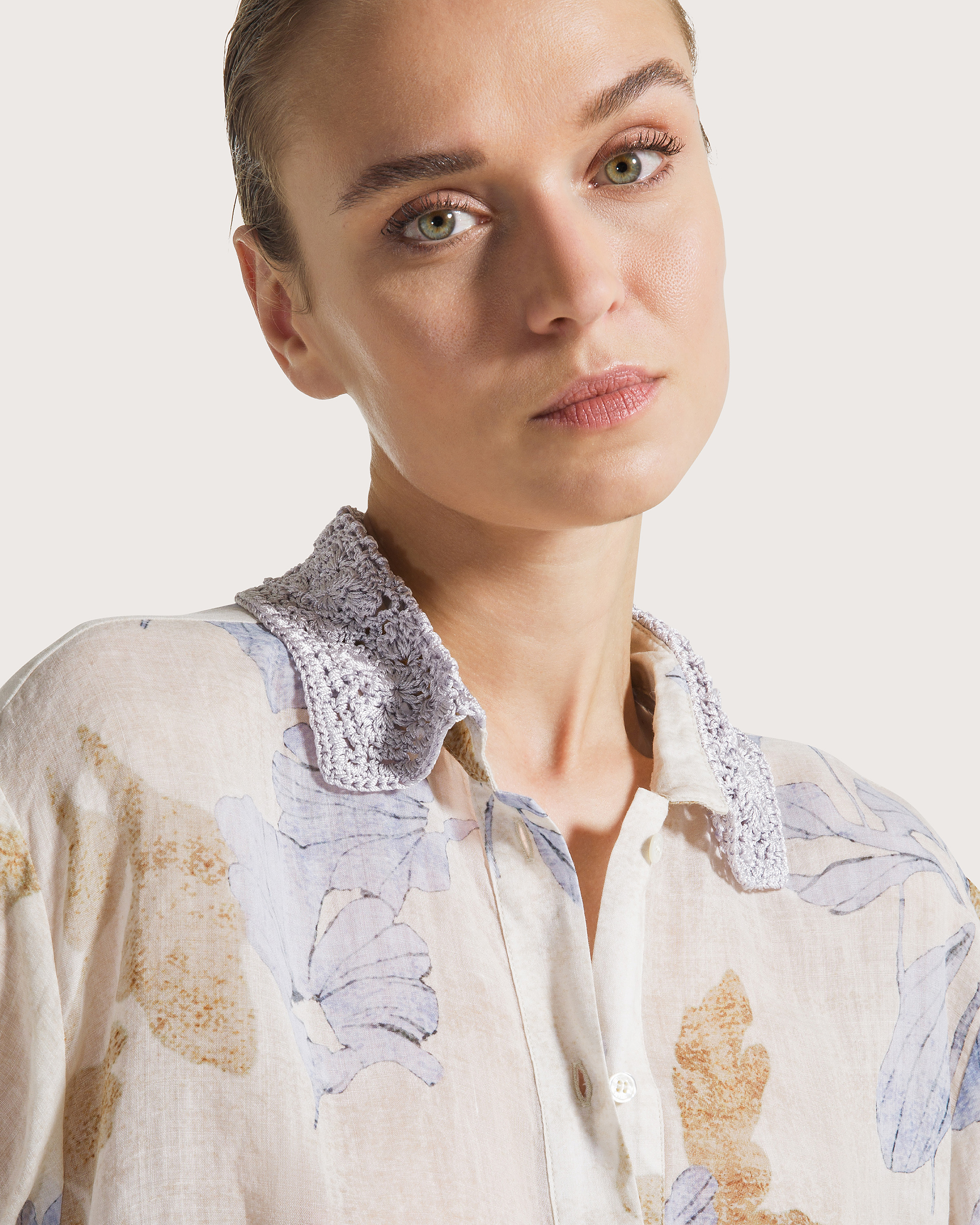 Blúza beige voile ramiest fiore – Obrázok 4