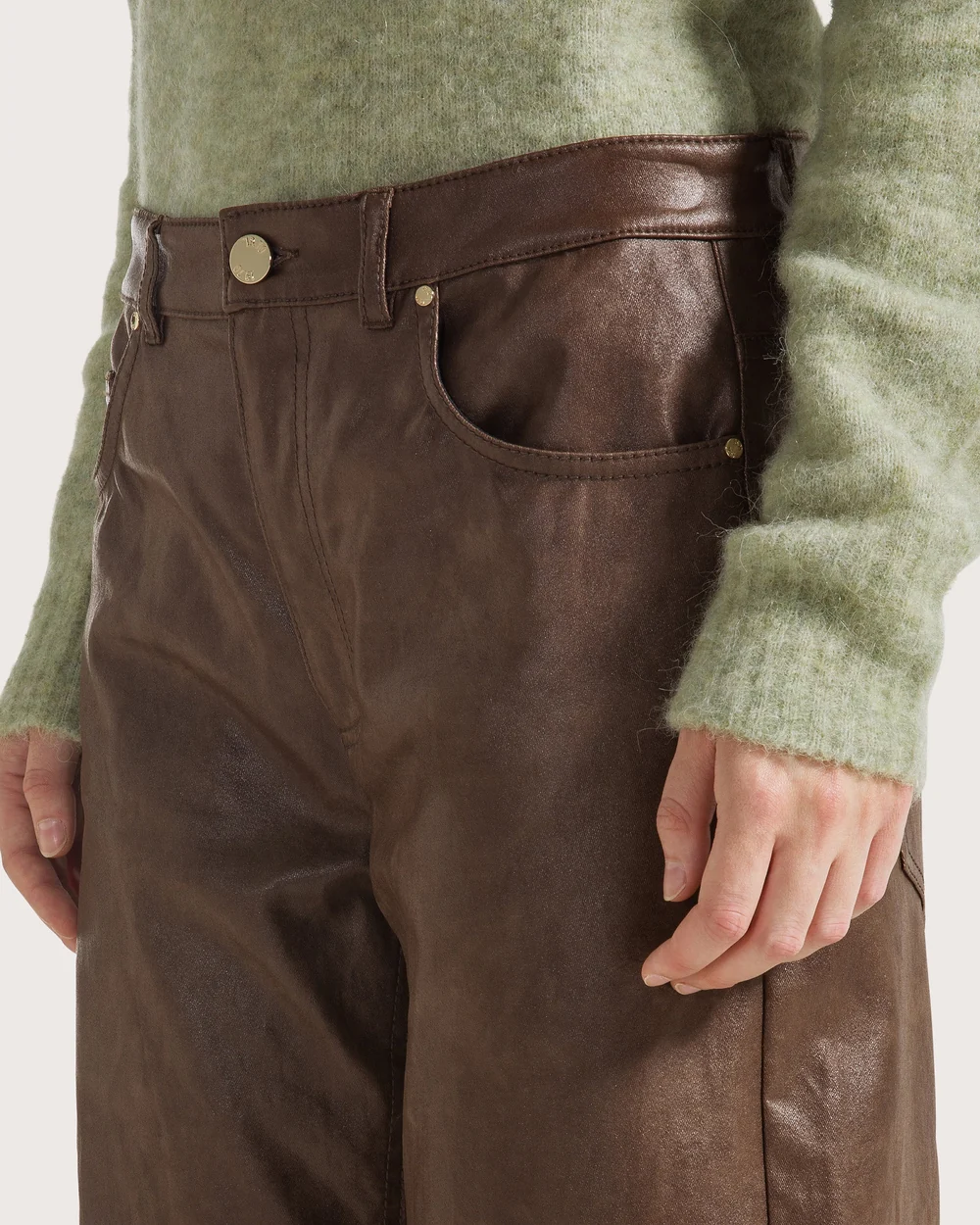 Nohavice marrone gabardina effetto pelle – Obrázok 2